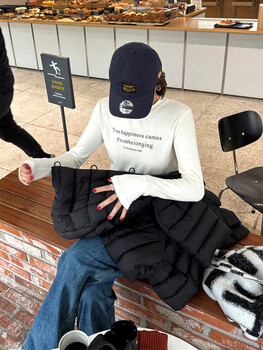 Le alfashionline inner bottoming shirt for women 2025 winter new korean style slim letter flocked sheep wool long-sleeved t-shirt white s