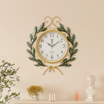 Psyche light luxury high-end american retro clock creative fashion silent wall clock living room modern simple home hour hand