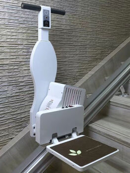 Cat corridor chair elevator villa home electric stair climber for the elderly to go upstairs straight stair lift host standing model 3.5 meters or less with diagonal length