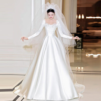 Overview wedding dress bridal main yarn satin french long-sleeved light winter wedding welcome dress out of the house 2025 new style white m