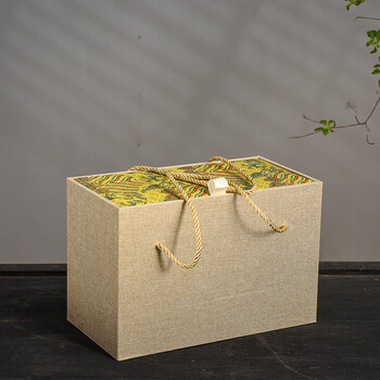 Pickup cat red wine express packaging box customized wine box spring festival gift box wine packaging gift box empty wine box universal thatch type 1 jin double short style off-white color-changing brocade box single hole interior 11*11*17