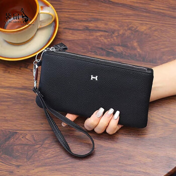 Kangaroo mobile phone bag for women 2025 new large capacity fashionable hand bag multifunctional coin bag lightweight practical minimalist black