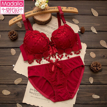 Modal red underwear for the year of the rabbit for women in the year of the rabbit, big breasts, small and thin, underwired top support anti-sagging bra set 2015 red set/set 70a 32b through cup