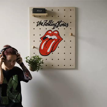 Yusenyi xiaomu liangpin hole board customized rock music rolling stones beatles uv pattern hanging wall decoration wall hanging rack customized