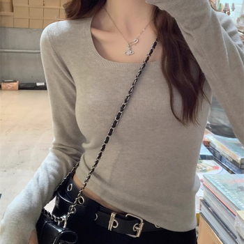 Yu zhaolin (yuzhaolin) square-neck long-sleeved knitted bottoming shirt for women, slim-fitting inner wear, high-end low-neck top sweater 2025 early autumn and winter new style