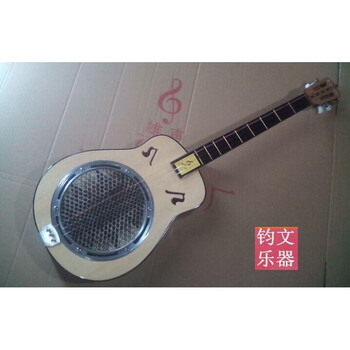 Zhong zhanggui xiongsheng guangdong national plucked garden-shaped qinqin musical instrument, color wood python skin three-string instrument, factory direct sale, guitar waist-shaped log on black