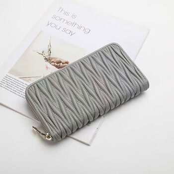 All sheepskin wallet miu hand wallet short card slot genuine leather wallet solid color zipper long card wallet light gray