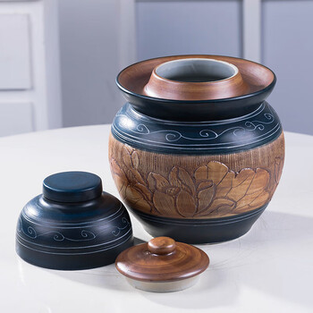 Patuma kimchi jar earthenware kimchi jar household salted duck egg pickle jar sauerkraut pickle jar sichuan kimchi jar 3.5 catties carved lotus pickle jar (retro) (with kimchi clip + chopsticks)