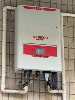 Saj second-hand household photovoltaic single-phase three-phase inverter r5 stand-alone 1-year warranty sununo plus single-phase 5kw (second-hand)