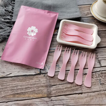 Huanwo disposable birthday tableware candle cap box cutlery and plate set thickened degraded pulp paper plate 50 sets 10 thick plate powder wave fork-50 sets