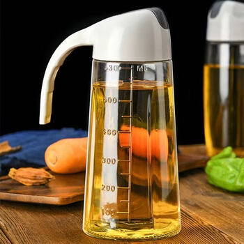 Beimuxing oil pot automatic opening and closing oil pot kitchen household oil bottle oil pouring simple and easy to use glass oil pot seasoning bottle automatic opening and closing oil pot - white