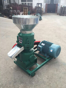 Guangyi feed pellet machine granulator small household chicken, duck, goose, rabbit, cattle, sheep, pig, bird and fish feed pellet machine 300 belt pellet machine three pressure rollers + 22kw motor