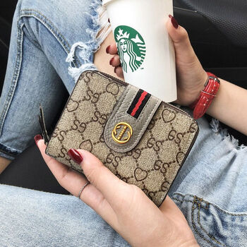 Kuqi kangaroo 2025 european and american new card holder wallet all-in-one bag women's genuine leather multi-functional printed card holder change women's id bag apricot color