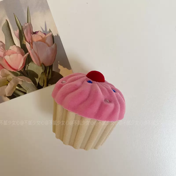 Yusenyi retro milk sweet cake french sweet flocked velvet mini girl interesting jewelry box ring box cake jewelry box cake jewelry box