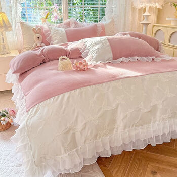 Fantasy winter princess style lace milk velvet four-piece coral velvet duvet cover double-sided flannel sheet bed three-piece set embossed bean paste velvet thickened anti-static bed sheet style 1.5 bed bed sheet style four-piece duvet cover 200x23