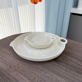 Yusenyi manual ginger grinder garlic plate grinding tool ginger juice food supplement large and small grinders