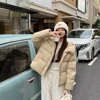 Yaya 2025 new warm white duck down cloud puff down jacket women's small winter short jacket loose ya beige s