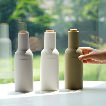 Korean imported electric pepper grinder automatic stainless steel black pepper grinder sea salt pepper grinding machine milky white pepper grinder