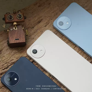 Xinhuo weiyang 19-year-old store sharp/sharp z3aquoswish4lcd 6.6-inch large screen dark blue 64gb+4gb