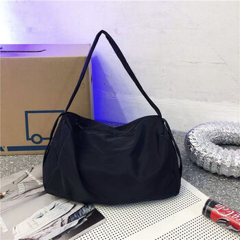 Ye yu korean internet celebrity nylon crossbody bag women's ins fashion large capacity short-distance travel bag fitness bag school bag black