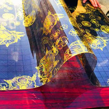 Yusenyi tablecloth waterproof, oil-proof, anti-scalding, no-wash rectangular coffee table placemat style home 1.0 black gold clip flower 60x60cm