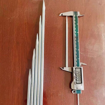 Qinkai lightweight wallboard with dowels for construction sites, capless nails, nail pipe clips, iron nails, air-entrained block long nails, galvanized pointed construction, 6 thick * 200 long, 500 pcs