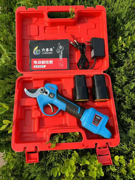 Roppongi's new 30 cm electric scissors, electric fruit tree shears, electric pruners with 2 3000 mah batteries, roppongi 3:0 set