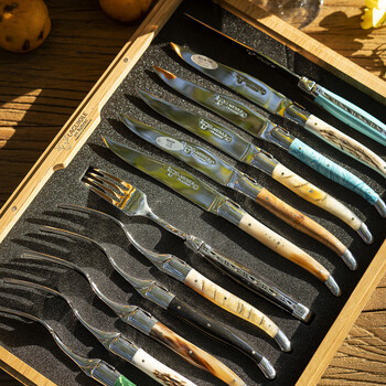 Laguiole en aubrac french laguiole en aubrac imported steak cutlery set 6 knives and 6 forks mixed pack (with 7 materials as shown in the picture, free original french wooden box