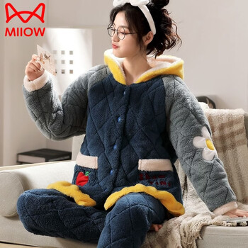 Miiow winter three-layer quilted coral velvet pajamas for women thickened plus velvet warm flannel can be worn outside home clothes suit for women snow white three-layer quilted j004 m 90-110 catties