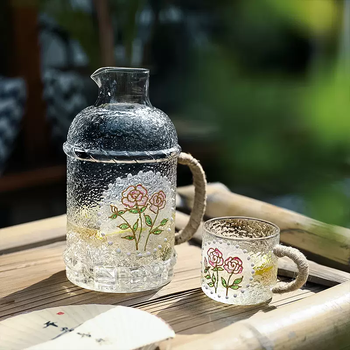 Yusen yifu ancient glass high temperature resistant cold water kettle large capacity household living room cup set summer high-looking cold water bottle can be pour directly without the water bursting 1ml