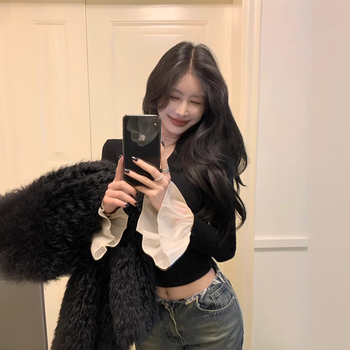 Yiran presents hot girl v-neck spliced trumpet sleeve t-shirt for women in autumn and winter new tight-fitting niche inner wear slim sexy top bottoming shirt black m recommended weight 95-110