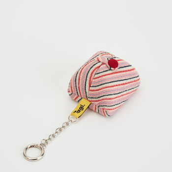 Tagi. limited time membership purchase, non-refundable and non-exchangeable. sign up on the home page to enjoy benefits. jewelry box, new year gift, cherry sandwich, jewelry box.