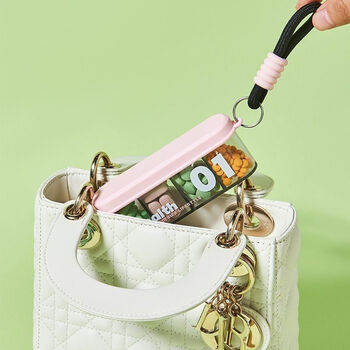 Fantasy medicine box medical large-capacity extra-large classification storage box divided family multi-layer medical box transparent portable portable medicine box 3 compartments (2 pieces