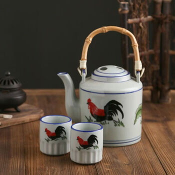 Xiongwochi chinese retro nostalgic ceramic teapot large capacity cool kettle bamboo flower kettle lifting beam commercial high temperature resistant household p-celadon rooster teapot 1 pack + 2 cups 1ml