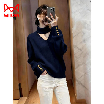 Miiow design halter neck v-neck gray sweater winter women's 2025 new lazy thickened sweater top black one size fits all 80-120 pounds