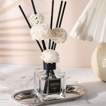 Shantou lincun essential oil air freshener for home office bedroom hotel atmosphere toilet bathroom gardenia