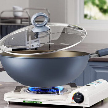 Tuojin german imported high-quality titanium non-stick wok wok for omelette and pancake with less oil fume wok gas wok + tempered cover + silicone spatula + sponge wipe 30cm