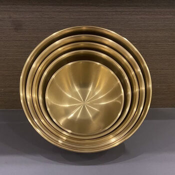 Fantasy golden stainless steel salad basin home kitchen thickened large cooking food grade egg and noodle fruit baking 900 ml german technology gold plating