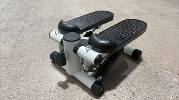 Yuanyuan industrial indoor small silent stepper hydraulic pull rope indoor elliptical mountaineering stepper without watch