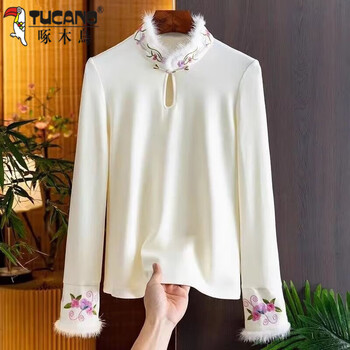 Woodpecker (tucano) german velvet chinese style stand-up collar buckle national style top for women autumn and winter new embroidered t-shirt raw edge thickened warm bottoming shirt w881 white german velvet style m recommended 80-100 pounds