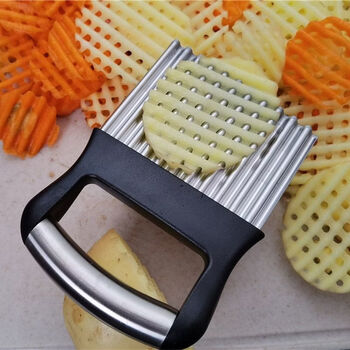 Winged orchid girl's artifact for cutting wolf tooth potatoes, wolf tooth potato knife, french fries knife, to cut potatoes, wave knife, langya potato knife, deep grain wave knife, new style, black round pipe handle