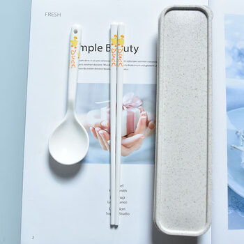 Tuojin imported high-quality creative portable chopsticks and spoons set from germany three-piece tableware storage box for students and office workers round ceramic spoons and chopsticks portable three-piece set happy duck