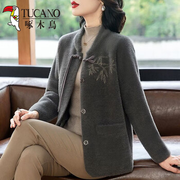 Woodpecker (tucano) mother's year of the snake, new autumn and winter clothes, imitation mink. velvet jacket, middle-aged and elderly women's clothing, thickened cardigan wool, gray xl 115-130 jin