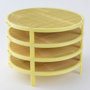 Fantasy bamboo cover curtain can be stacked to hold multi-layer dumpling curtains, pasta curtains, dumplings trays with elevated legs for home use. 42cm 4 layers - heighten and lengthen the legs for more breathability. 42cm 4 layers - heighten and lengthen the legs for more breathability.