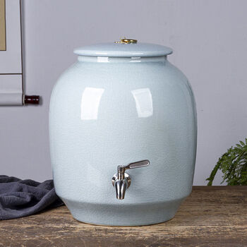 Jingdezhen ceramic water tank 10kg 15kg 20kg household pure water bucket tea storage tank cold water kettle with lid 1ml light blue 7 free wooden base
