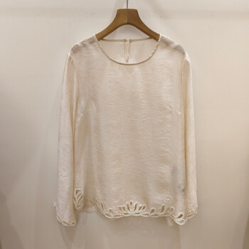 Designed hollow beaded long-sleeved rayon shirt, feminine and versatile, national style round neck top 2026 early spring new style, beige m