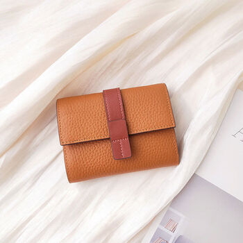 Genuine leather short wallet for women exquisite 2024 new niche design first layer cowhide contrasting color small coin purse golden brown brick red first layer cowhide