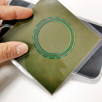 Imported magnetic pole observation display development magic small card magnet magnetic route line detection high-definition traceless repeated repeatable and durable imported yellow traceless display piece 75*75mm (for mobile phones)