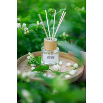 Shantou lincun paijie fire-free household indoor atmosphere expansion ornaments long-lasting stay in the bedroom and bathroom light gift oriental jasmine 50ml