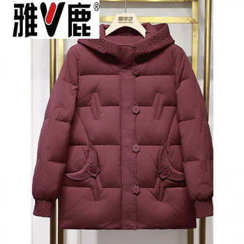 Yalu 2026 new middle-aged mother down jacket women's winter thickened middle-aged and elderly large size jacket short style red red jujube 6xl recommended 165-180 pounds